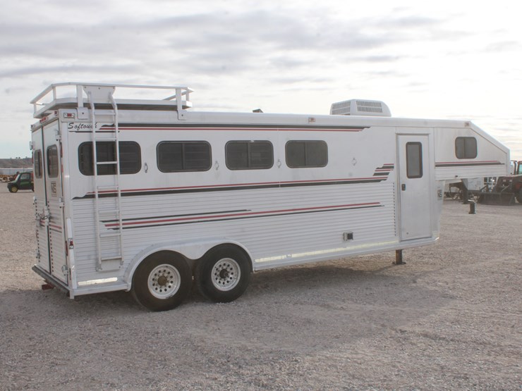 #3020-•-1995-soft-touch-horse-trailer-with-living-quarters-image-6