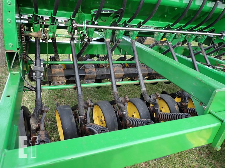 john-deere-750-image-5