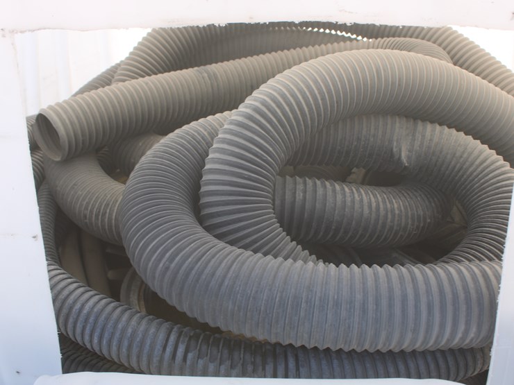 #3012-•-chemical-tote-full-of-assorted-hoses-image-1