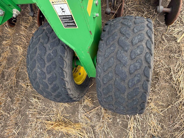 john-deere-1910-image-36