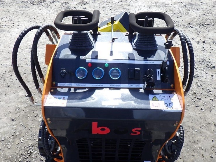 2025-aboss-gh380-skid-steer-tracked-loader-image-12