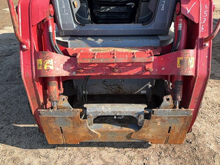 2021-takeuchi-tl8r2-image-11