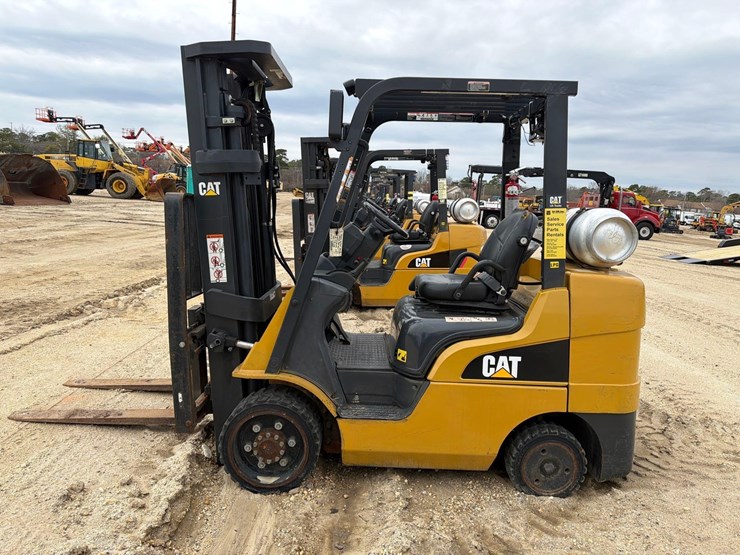2021-caterpillar-2c6000-image-1