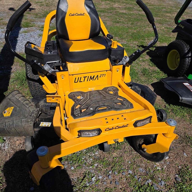 Cub Cadet Ultima ZT1
