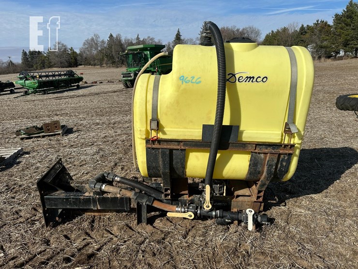 demco-saddle-tanks-image-2