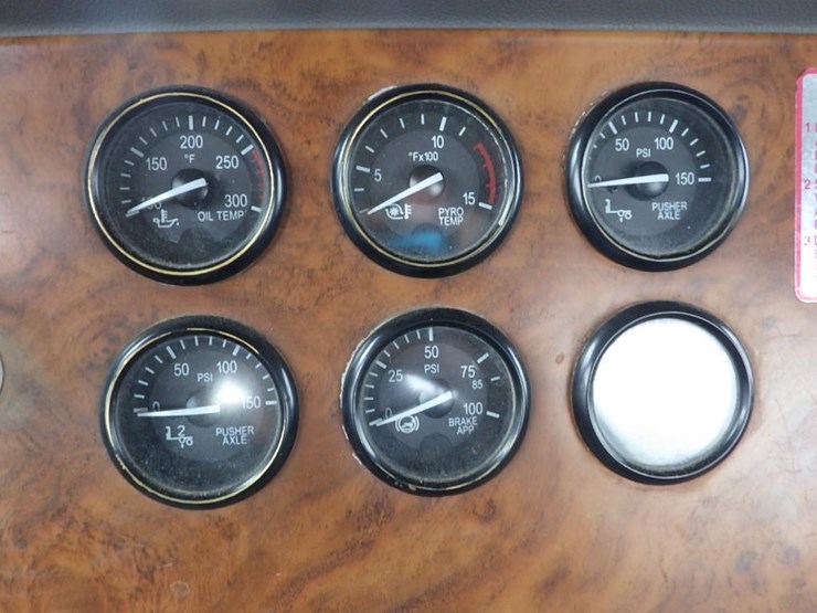 2007-peterbilt-357-image-65