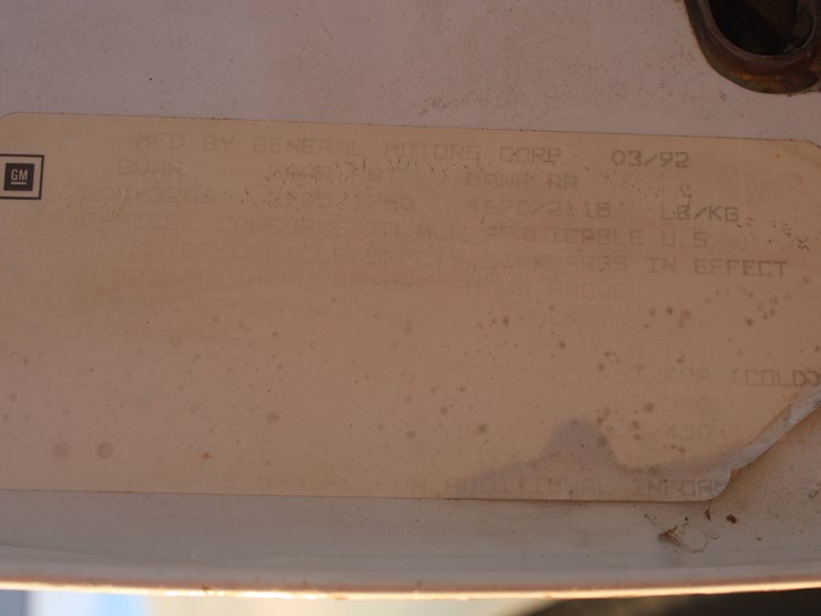 #3038-•-1992-gmc-seirra-single-cab-pickup-image-80