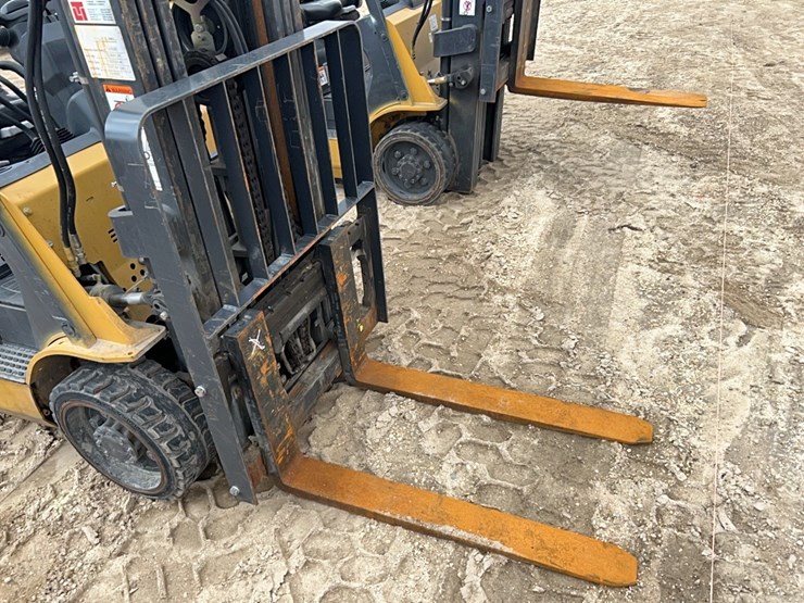 2021-caterpillar-2c6000-image-11