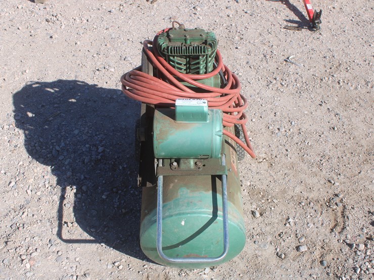 #3030-•-speed-aire-electric-air-compressor-image-4