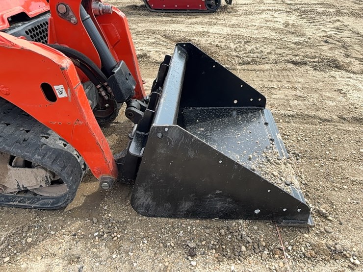 2022-kubota-scl1000-image-11