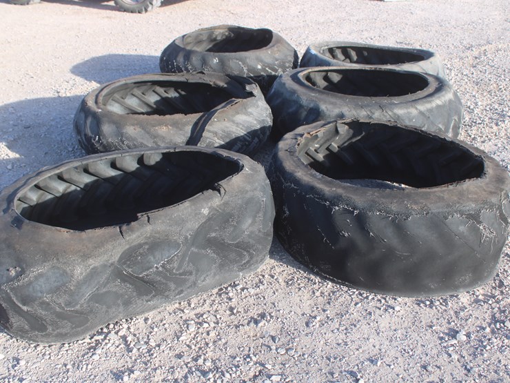 #3033-•-tire-hay-feeders-(quantity-6)-image-3