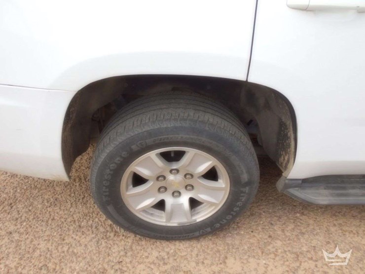 2017-chevrolet-tahoe-image-11