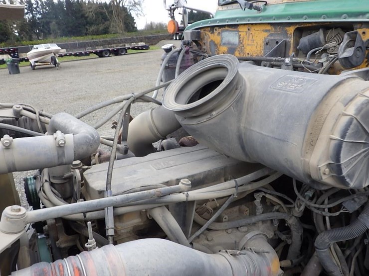 2006-peterbilt-357-image-44