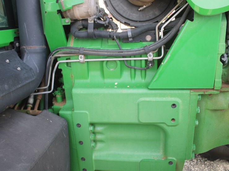 2009-john-deere-8330-image-76