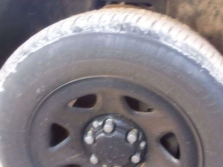 2017-chevrolet-tahoe-image-10