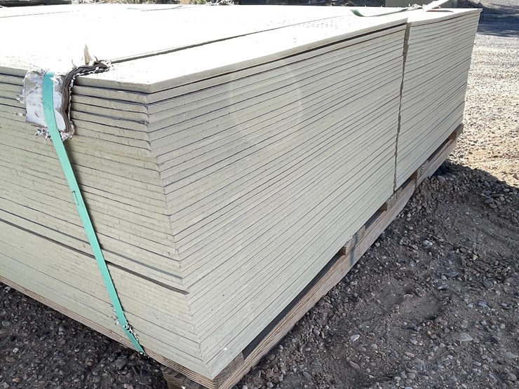 #4349-•-(appx.-90-pieces)-allura-vented-fiber-cement-24"-soffit-bundle-primed-with-cedar-grain-texture-image-11