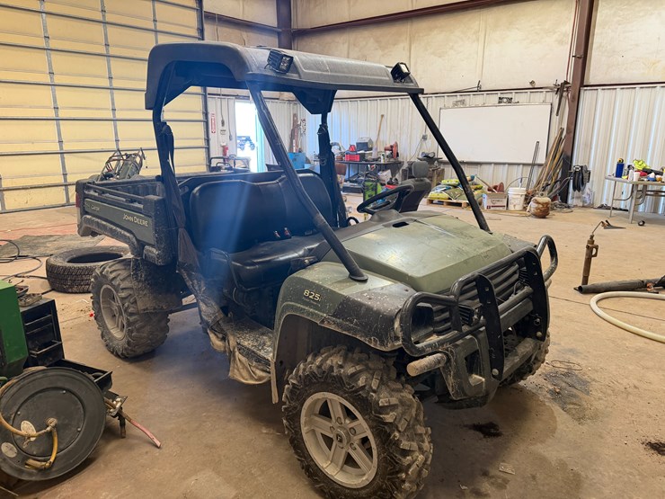 john-deere-gator-image-2