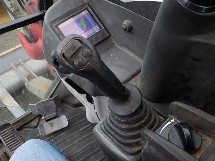 takeuchi-tb290-image-44