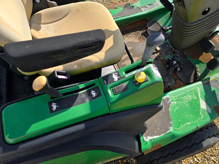 john-deere-1445-image-14