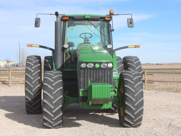 2009-john-deere-8330-image-12