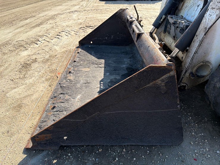 2019-bobcat-t590-image-14