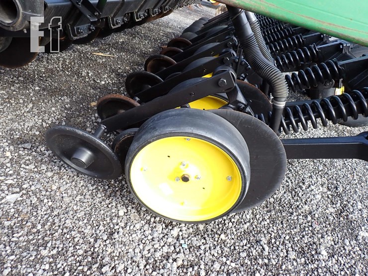 john-deere-750-image-8