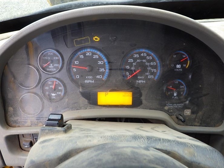 2011-international-durastar-4300-image-25