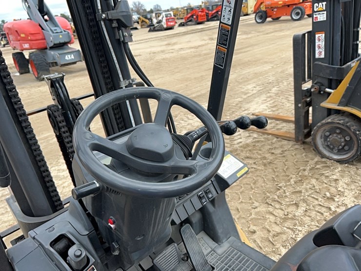 2021-caterpillar-2c6000-image-7