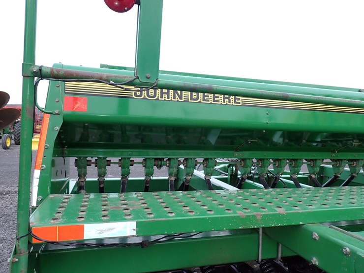 john-deere-750-image-13