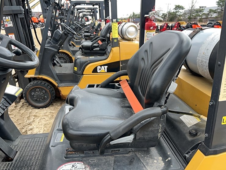 2021-caterpillar-2c6000-image-4