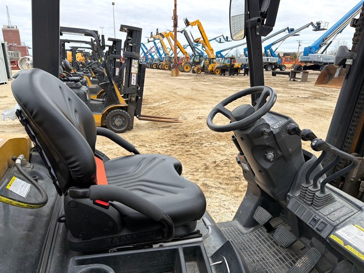 2021-caterpillar-2c6000-image-9