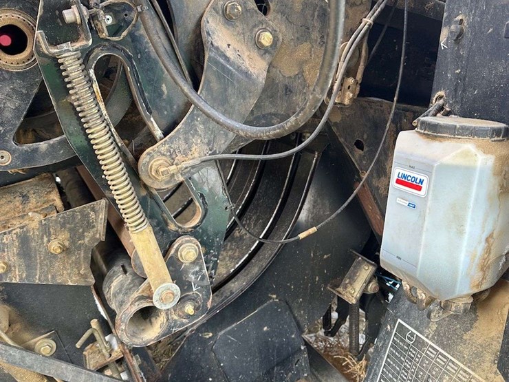 2009-new-holland-bb9080-image-11