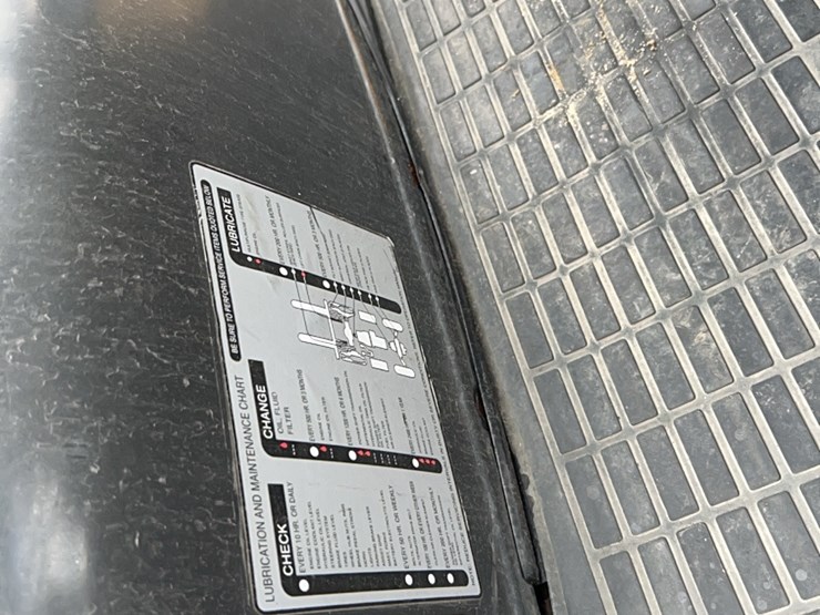 2021-caterpillar-2c6000-image-11