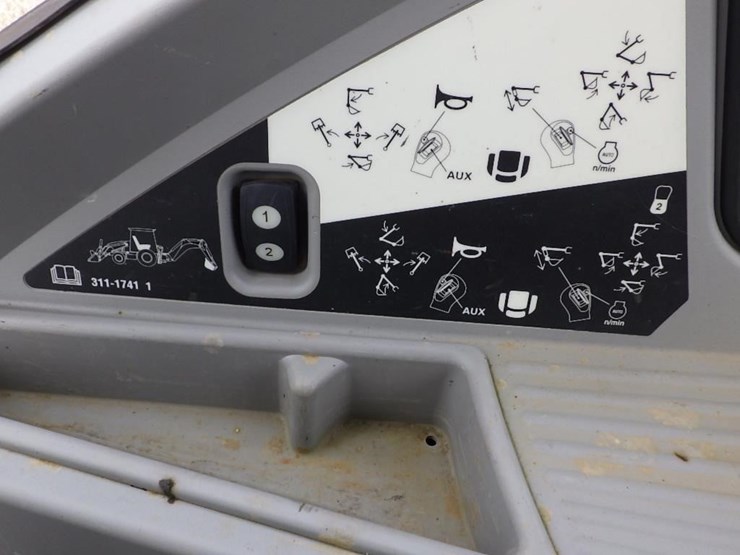 2014-caterpillar-430f-it-image-51