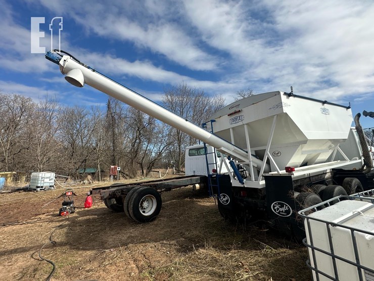 international-10-image-4