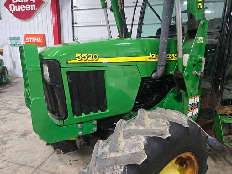 john-deere-5520-image-16