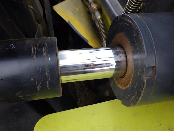 clark-c45-forklift-image-16