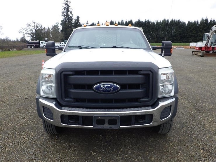 2012-ford-f550-image-2