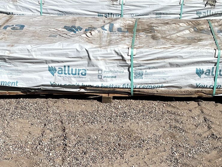 #4344-•-(appx.-360-pieces)-allura-5-¼"-primed-fiber-cement-traditional-cedar-siding-image-3