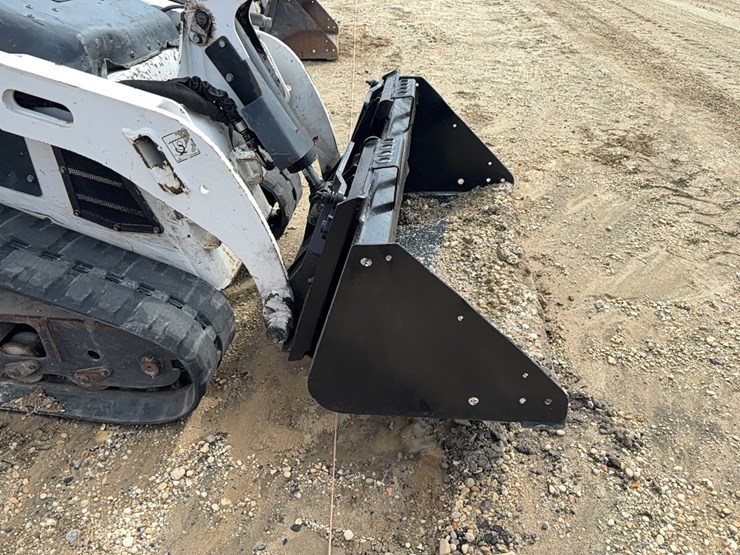 2020-bobcat-mt85-image-9