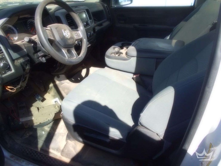 2020-dodge-1500-image-11