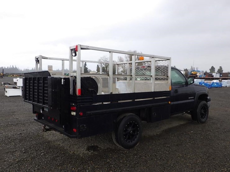 2006-chevrolet-silverado-2500hd-image-5