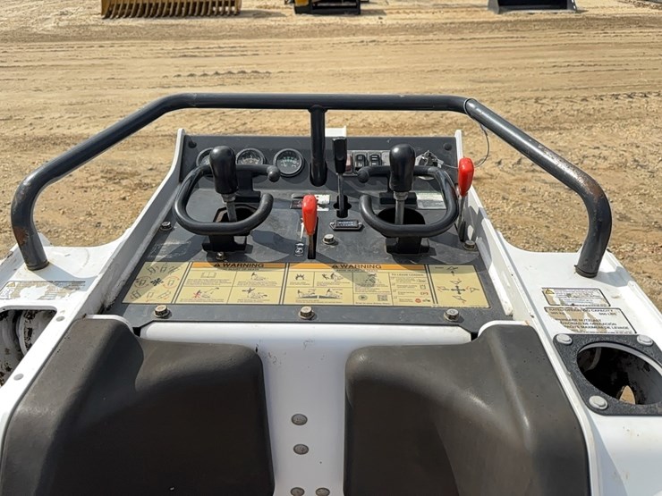 2020-bobcat-mt85-image-7