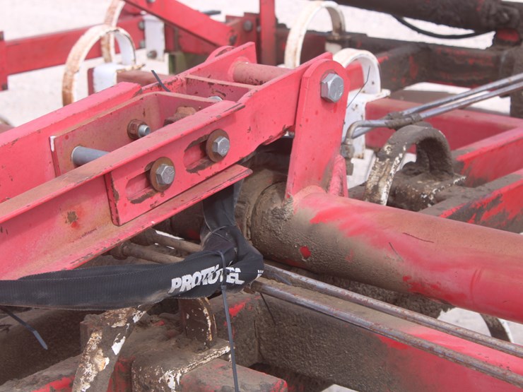 #1063-•-willrich-field-cultivator-with-finisher-image-19