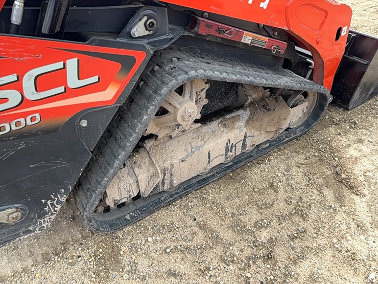 2022-kubota-scl1000-image-10