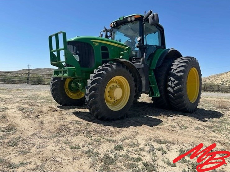 2011-john-deere-7530-image-1