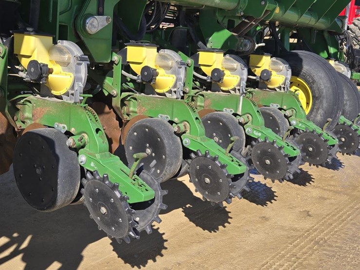 john-deere-1790-image-8