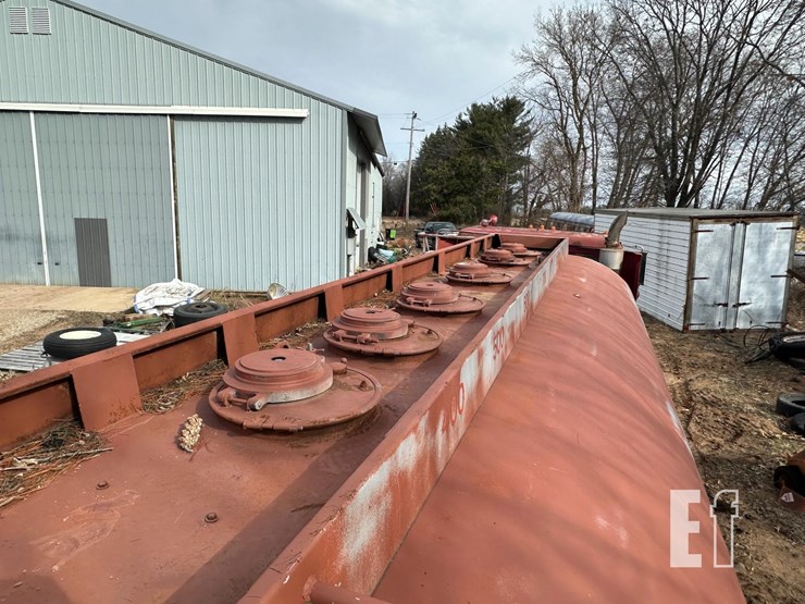 1900-white/gmc-fuel-truck-9618-image-7