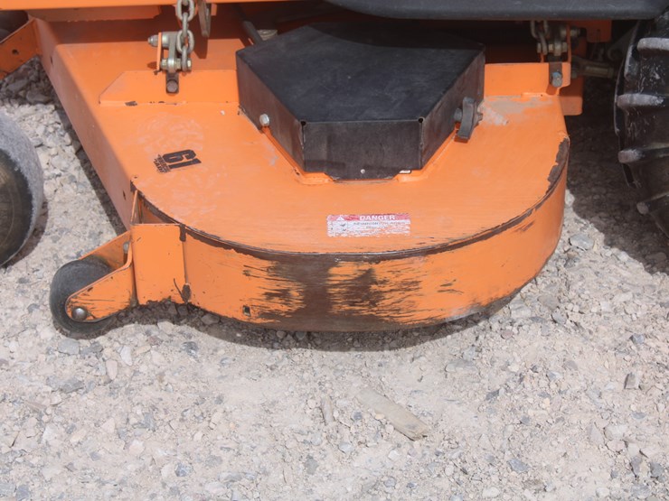 #1092-•-2010-scag-freedom-z-lawn-mower-image-14