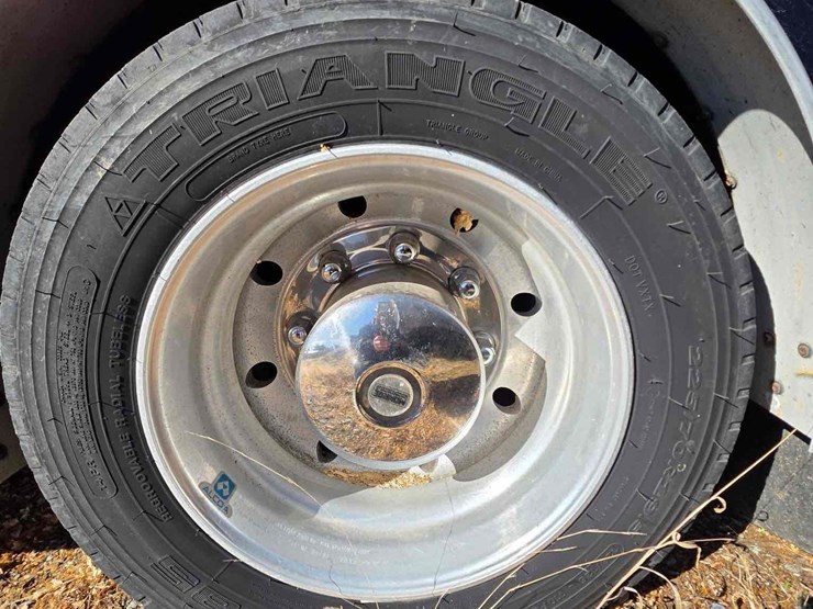 2004-chevrolet-c4500-*bid-is-pending*-image-9